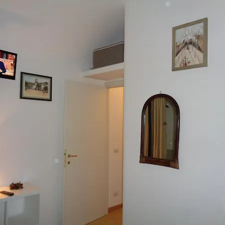 Domus Anna * Roma